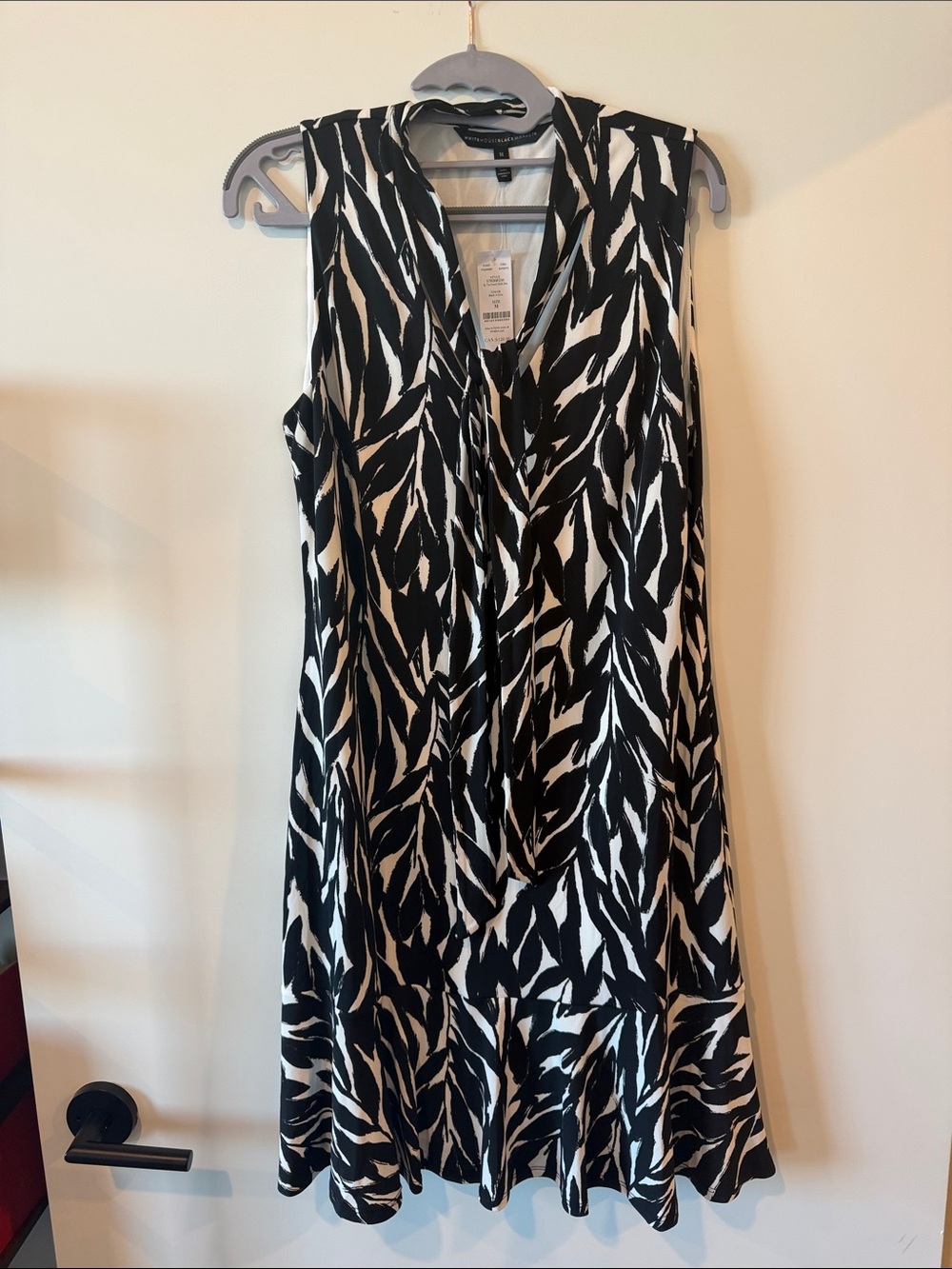 NWT White House Black Market Tie Front Shift Dress Black Ecru Size M